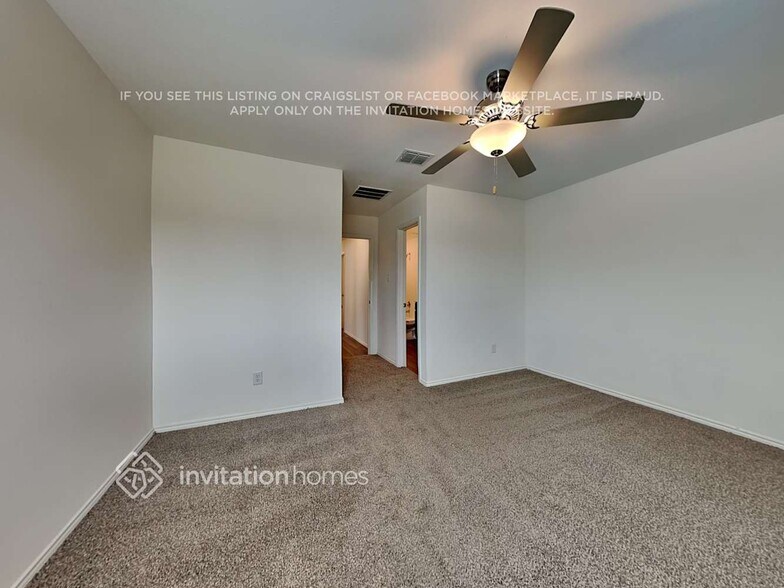 Building Photo - 121 Br Vlg Wy