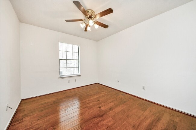 Building Photo - 16134 Coleburn Dr