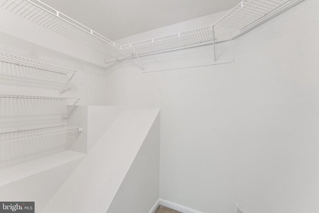 Building Photo - 11892 Breton Ct