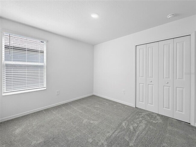 Building Photo - 17570 Shirewood Wy