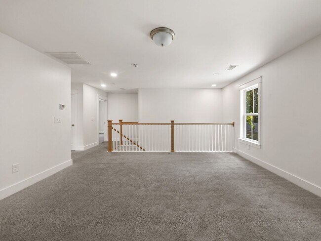 Building Photo - Beautiful 4 bedroom 3.5 Bath home Duncan, SC
