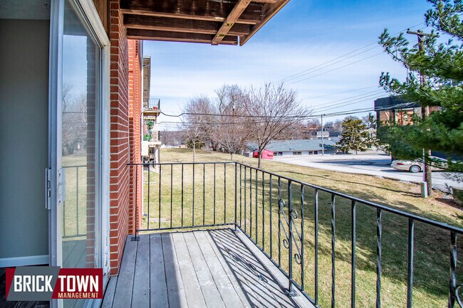 Building Photo - 505 Wilshire Dr