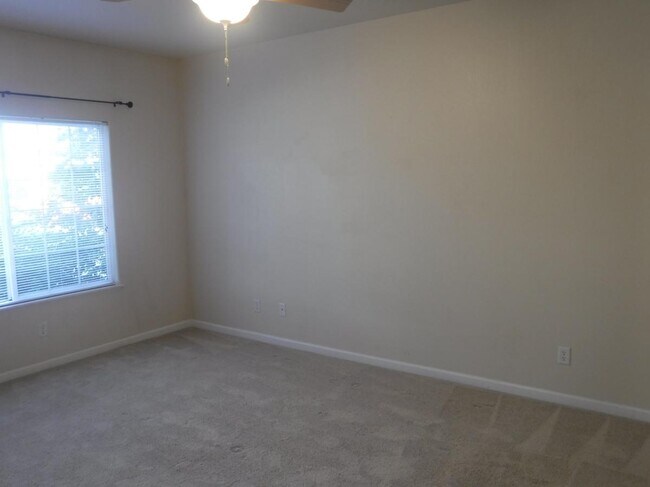 Master - 126 BEACON Way