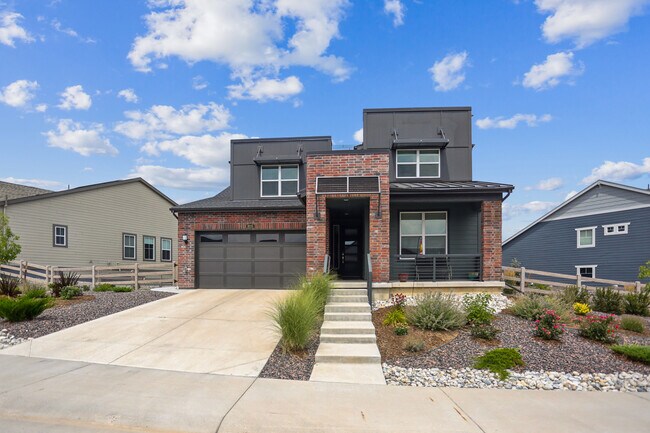 Primary Photo - 8115 Mount Kataka St