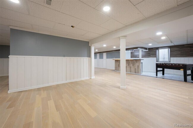 Building Photo - 49184 Gracechurch Rd