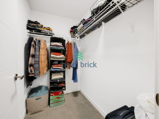 Building Photo - New Spacious 3 Bed 2.5 Bath Town home for Rent!