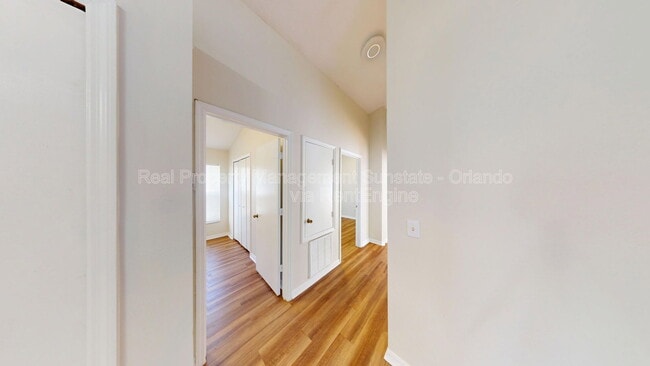 Building Photo - 9719 Red Clover Ave