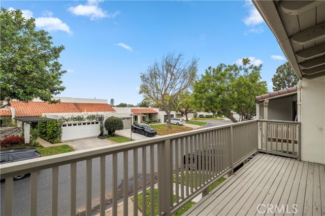 Building Photo - 2010 Barranca