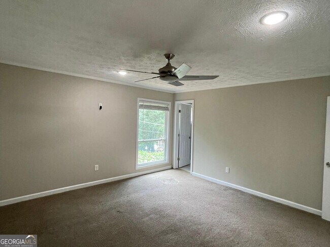 Building Photo - 3191 Abbeywood Dr