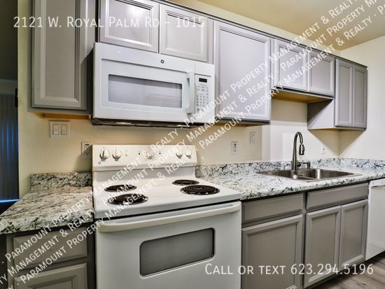 Building Photo - **Move in Special!** Modern 2 Bed/1 Bath r...