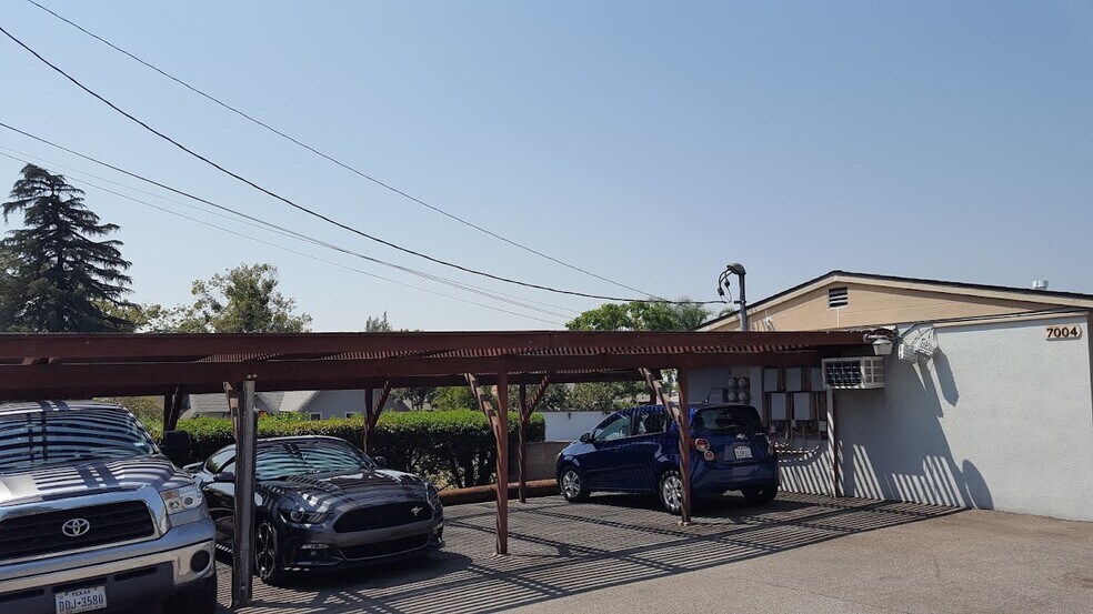 Building Photo - 7004 Amethyst Ave