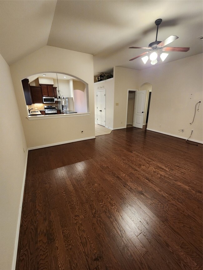 Building Photo - 4713 E Meadow Dr