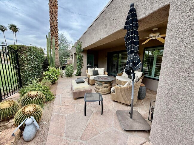 Building Photo - 48835 Mescal Ln