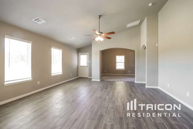 Building Photo - 9930 Tammy Ln