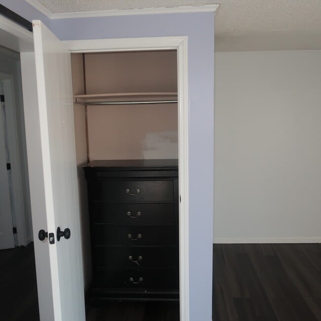 Building Photo - 54 Ballard St