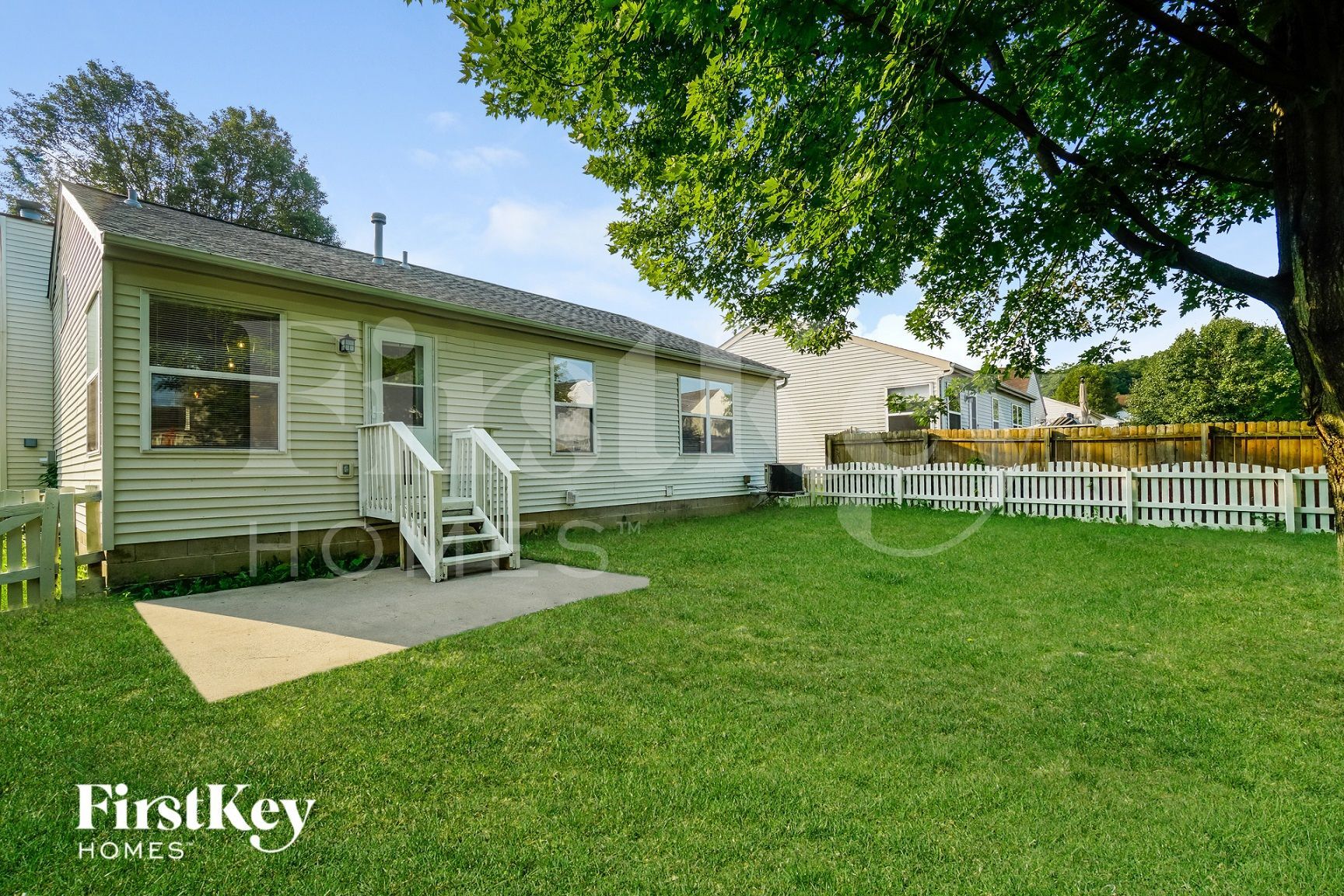 Building Photo - 2333 Hunterstown Dr