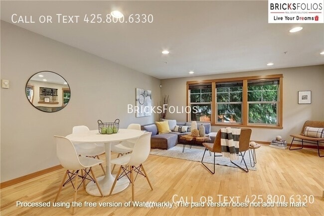 Building Photo - 11316 8th Ave NE