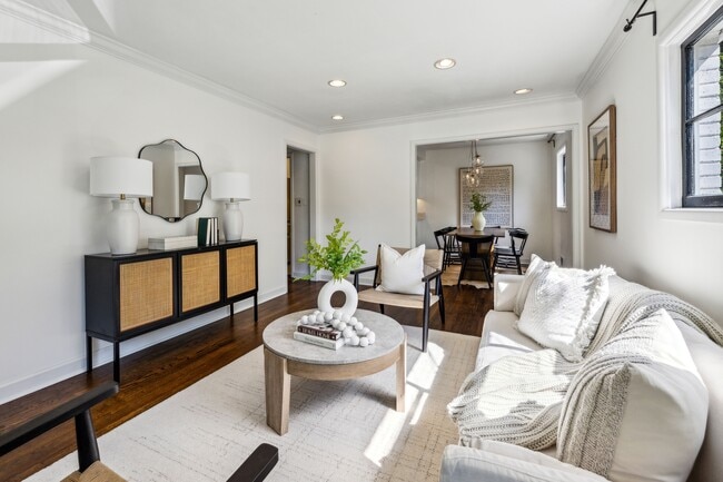 Building Photo - 2129 Arlington Ave NE