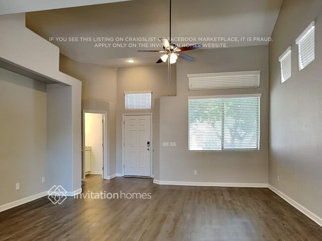 Building Photo - 14283 W Lexington Ave