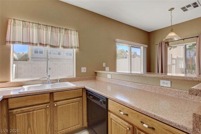 Building Photo - 2576 Velez Valley Way