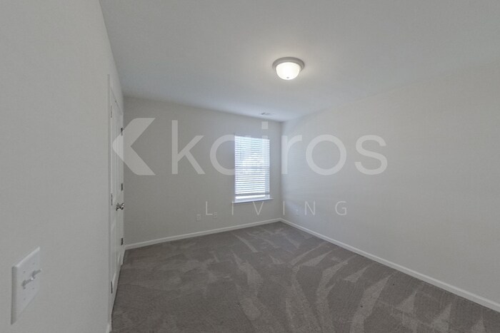 Building Photo - 109 Bluff Rd