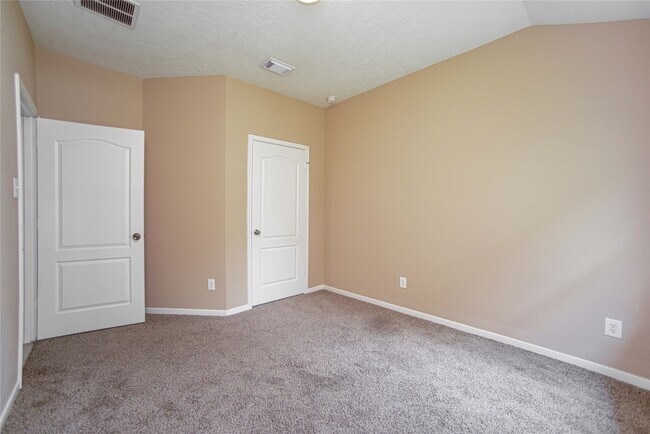 Building Photo - 20219 Suncoast Dr