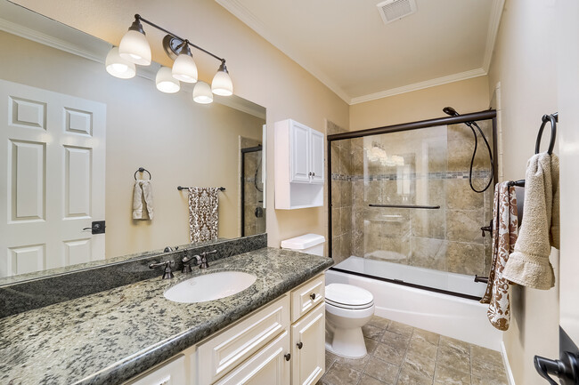 Upstairs second bathroom - 6256 Shoup Ave