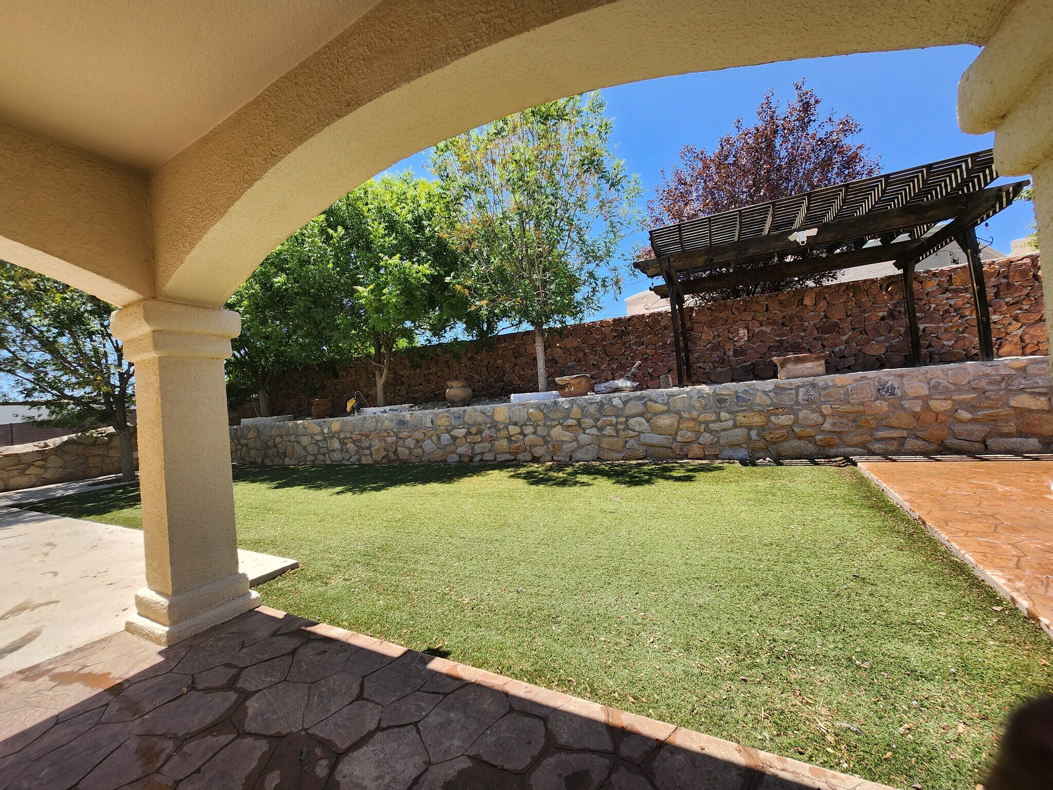 Building Photo - 3637 Tierra Vergel