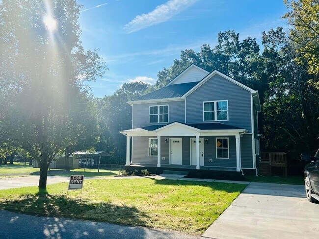 Primary Photo - 316 Natcor Dr