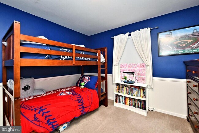 Building Photo - 800 Beacon Ct