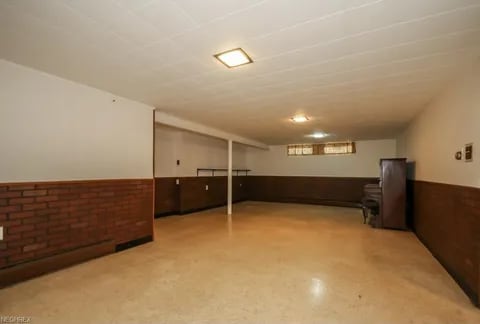 Building Photo - 20991 Recher Ave