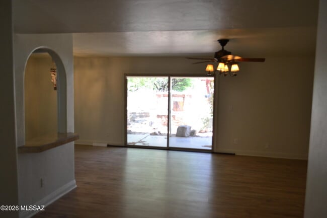Building Photo - 3270 W Capistrano Rd