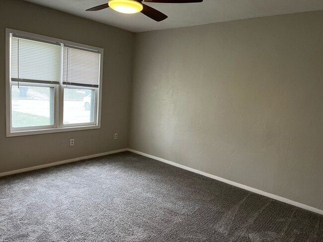 Building Photo - Coming Soon! West side home with 3 Beds/1.5 Baths & 2 car garage!