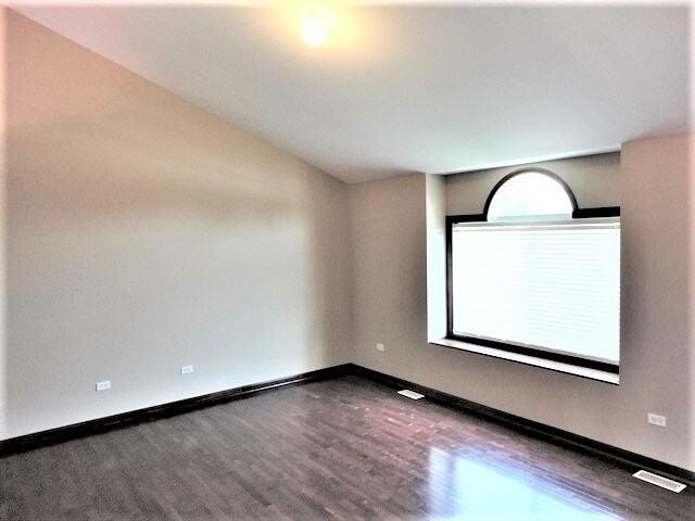 Building Photo - 1801 Winger Dr
