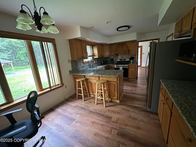 Building Photo - 113 Sir Bradford Rd