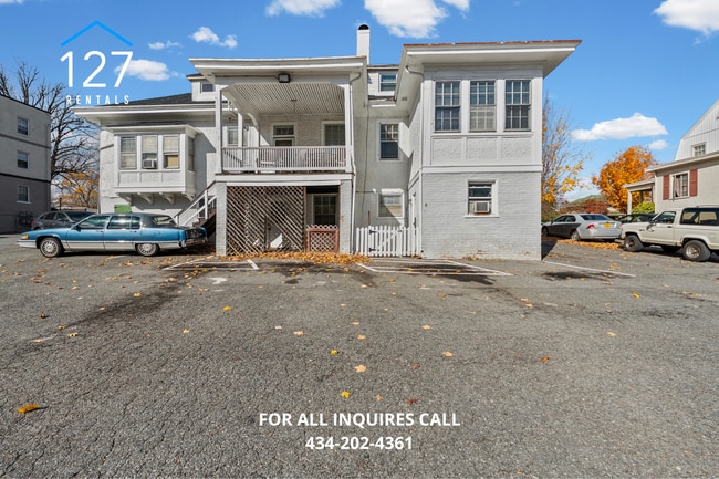 Building Photo - Cozy Upstairs 1-Bedroom Apartment in Fort ...