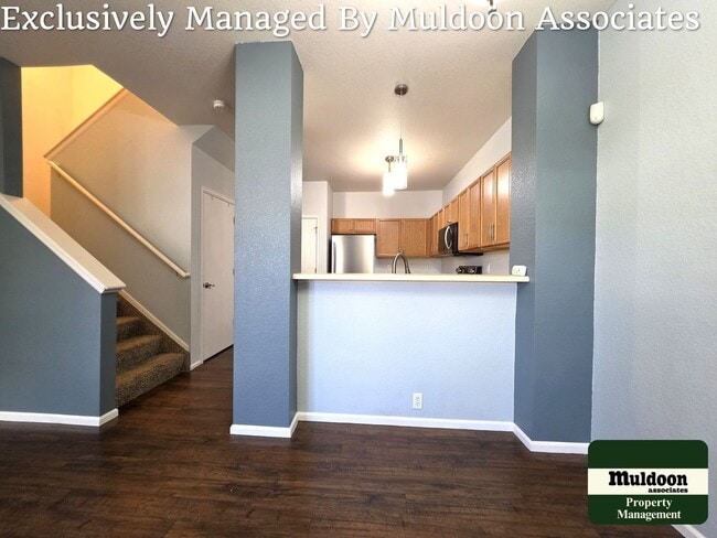 Building Photo - 6017 Ensemble Heights