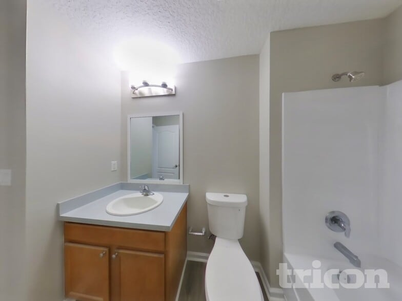 Building Photo - 86216 Vegas Blvd