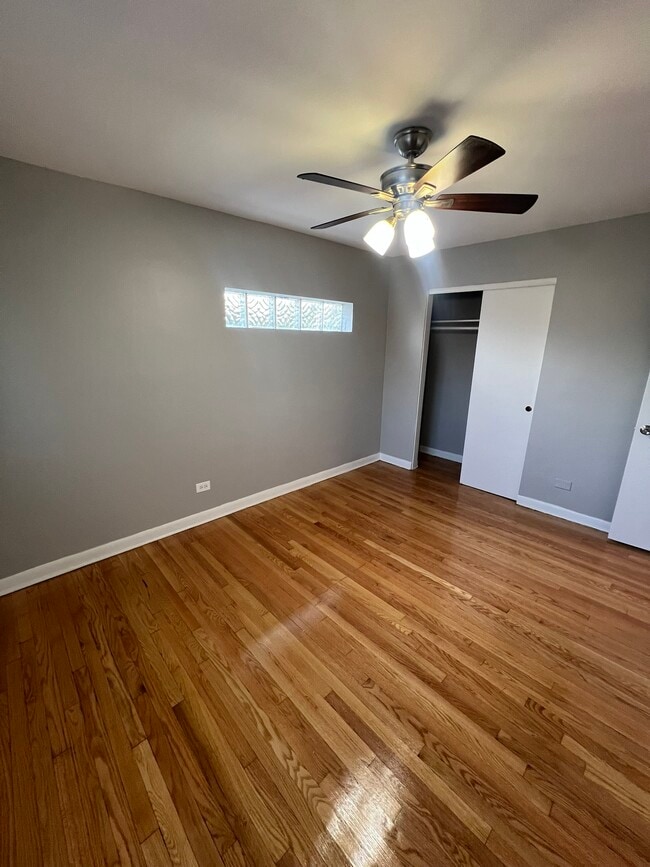 Building Photo - 3125 W 79th St