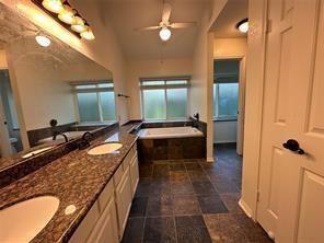 Building Photo - 2223 Greencove Ln
