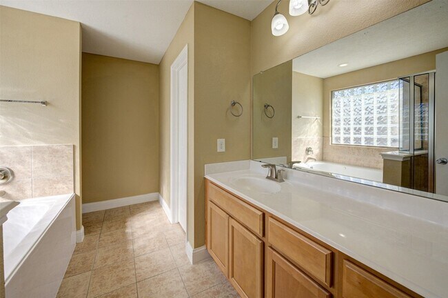 Building Photo - 16011 Heights Harvest Ln