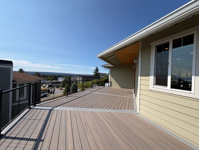 Building Photo - Military Discount - Please Inquire! ~ Whiskey Ridge View Home | 5 Bed + Bonus Living Space with O...