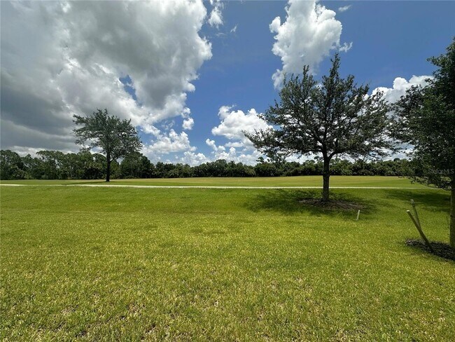 Building Photo - 14648 Sycamore Ct