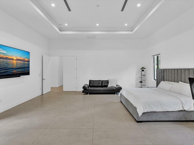 Building Photo - 6122 SW 173rd Way