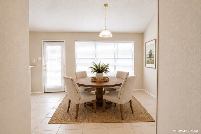 Building Photo - 1410 Flameleaf Dr