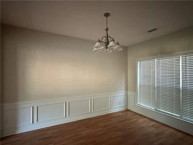 Building Photo - 7235 Treyburn Dr