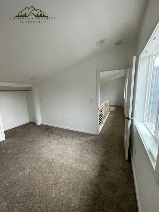 Building Photo - Brand New 1 Bed + Loft | Modern Finishes | In-Unit W/D