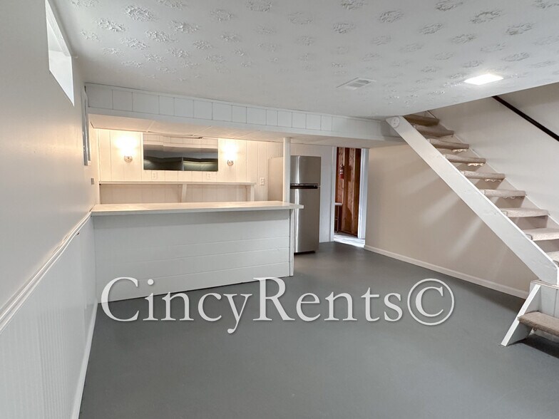 Building Photo - 4657 Kugler Mill Rd