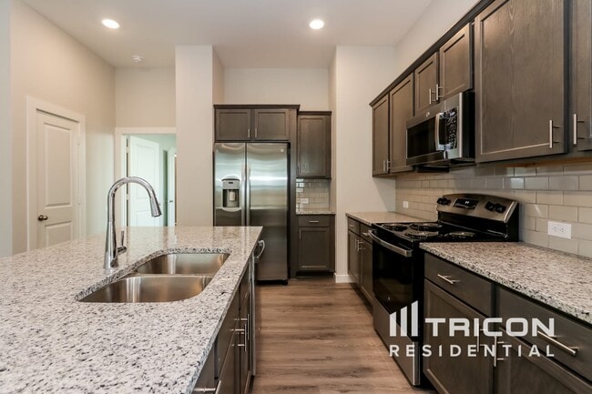 Building Photo - 2403 Cohorn Trl