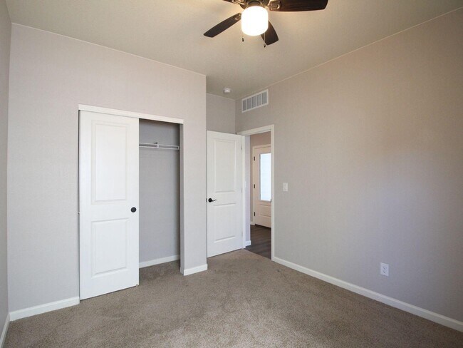 Building Photo - 8872 Ventura St